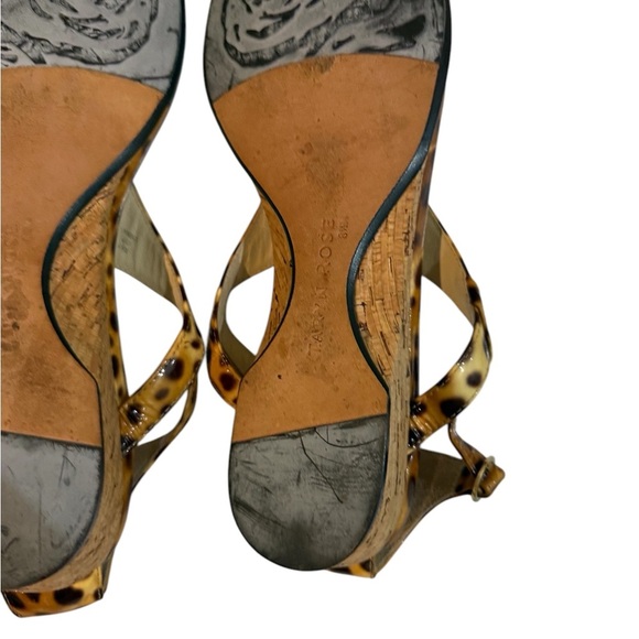 Taryn Rose Kat Patent Low-Wedge Thong Sandals Size 8.5 - Picture 6 of 8